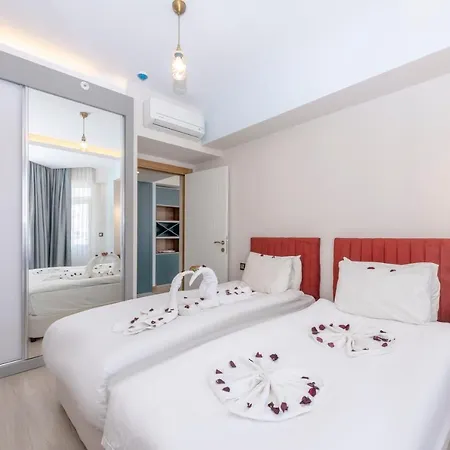 Citrus Luna Hotel 3*