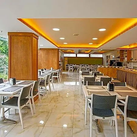 Hotel Citrus Luna 3*