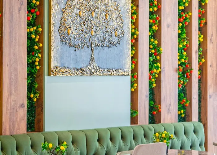 Citrus Luna Hotel
